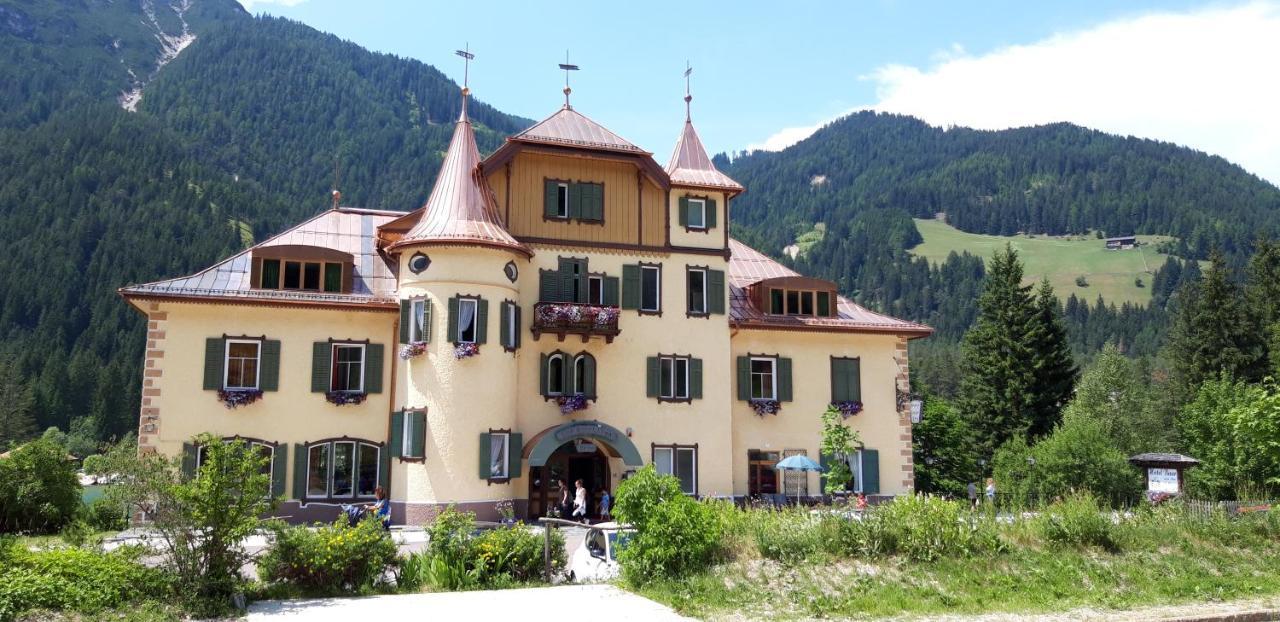 Hotel Baur Am See Dobbiaco Eksteriør bilde